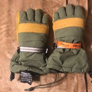 Vintage large burton gloves snowboard